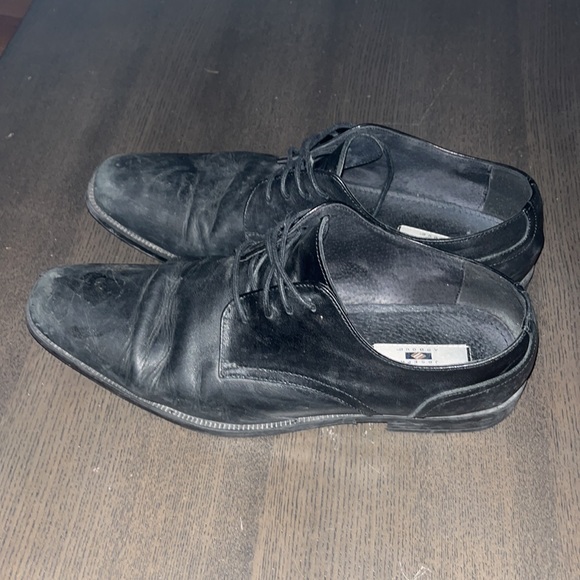 Joseph Abboud Black Dress Shoes - Picture 2 of 4